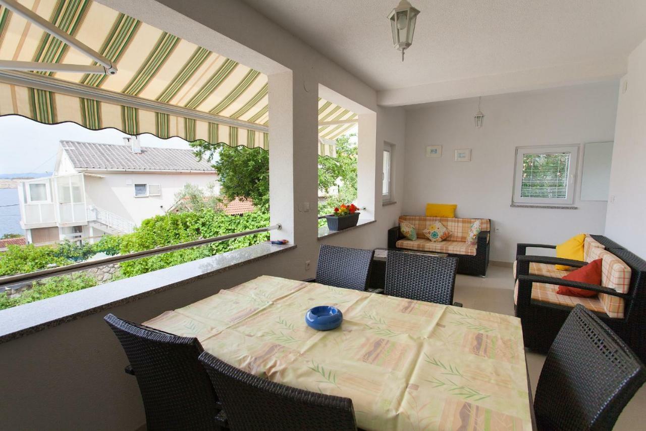 Apartman Kondic Omišalj المظهر الخارجي الصورة